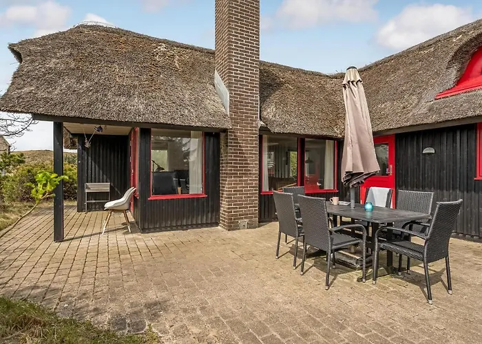 Amazing In Hvide Sande With Wifi Bjerregard